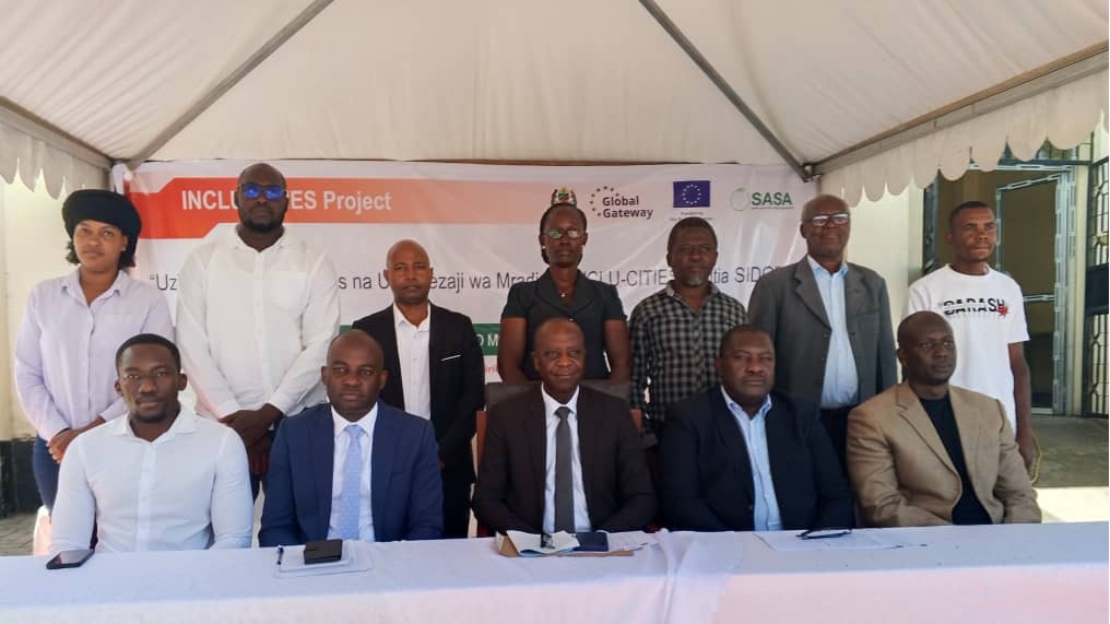 Mkurugenzi Mkuu wa SIDO Mhand....